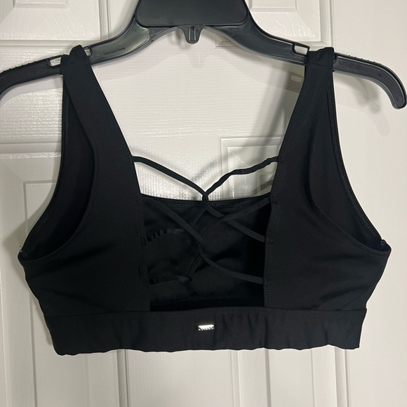 **BUNDLE**Victoria Secret sport bra bundle - Picture 4 of 8